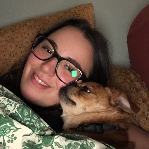 Meet your Posher, Anna - Picture 2 of 2